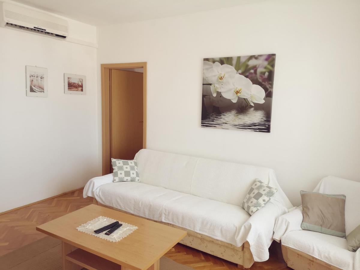 Villa Clara Apartments Kvarner Novi Vinodolski Eksteriør billede