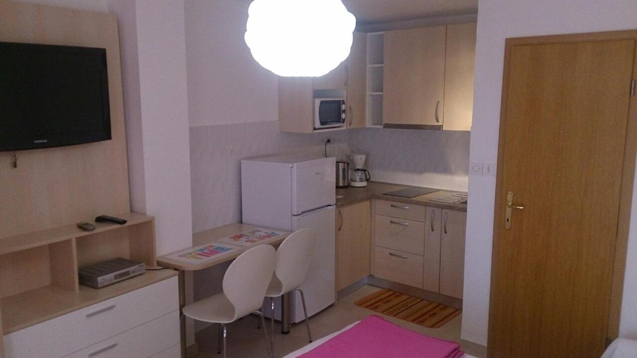 Villa Clara Apartments Kvarner Novi Vinodolski Eksteriør billede
